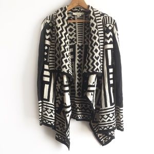 Urban Outfitters Staring at Stars Cardigan - M